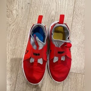 Used boys, slip on nikes, size 2.5Y
